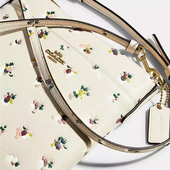 Coach cross body purse - Picture 2 of 3